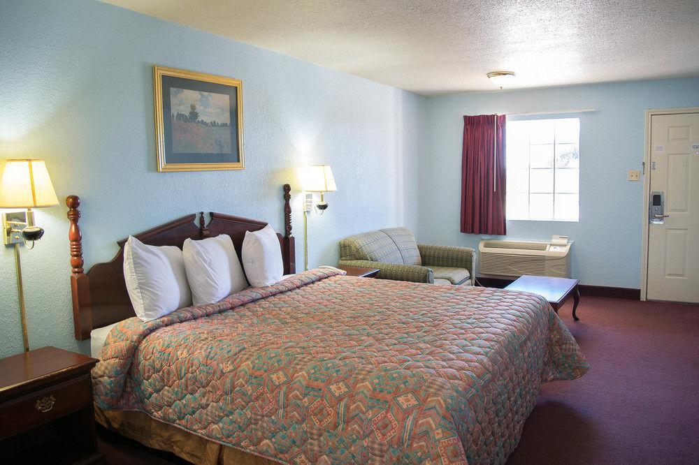 Countryside Inn Kaufman Exterior photo
